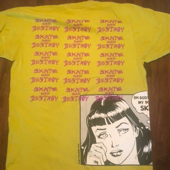 Supreme T Shirt - Picture 3 of 4